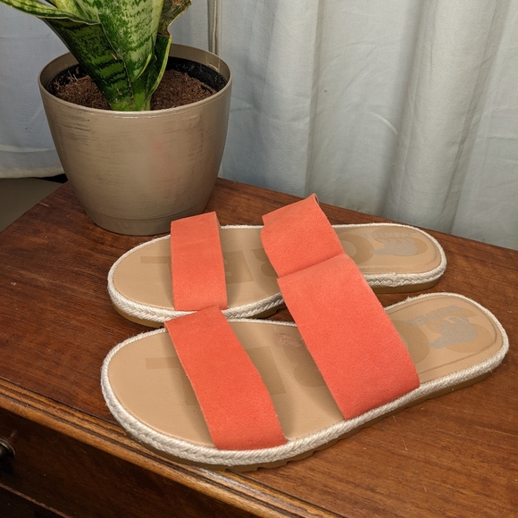Sorel Shoes - Sorel Ella 2 coral leather sandals 9.5